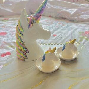 Colorful Jewelry Organizer with Multiple Compartments